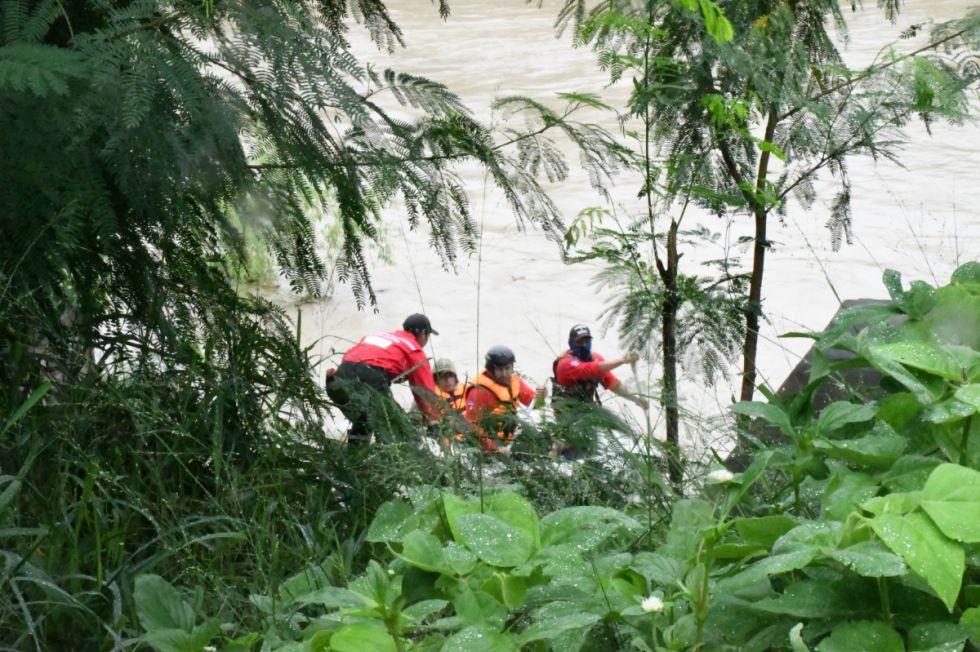 Villa Montes: Rescatan a pescador que cayó al río Pilcomayo 