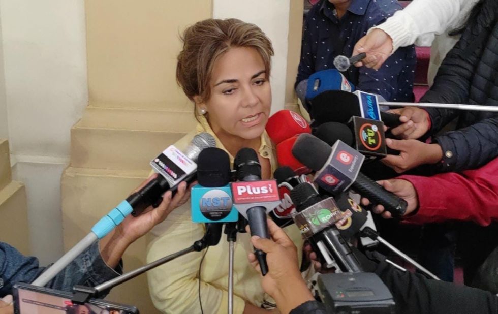 Evalúan la renuncia del director del Sedes