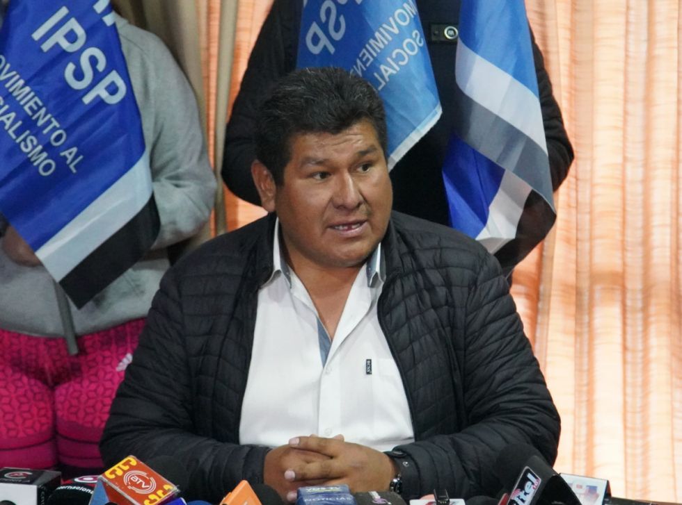 Surco: Evo Morales dirige la nueva derecha
