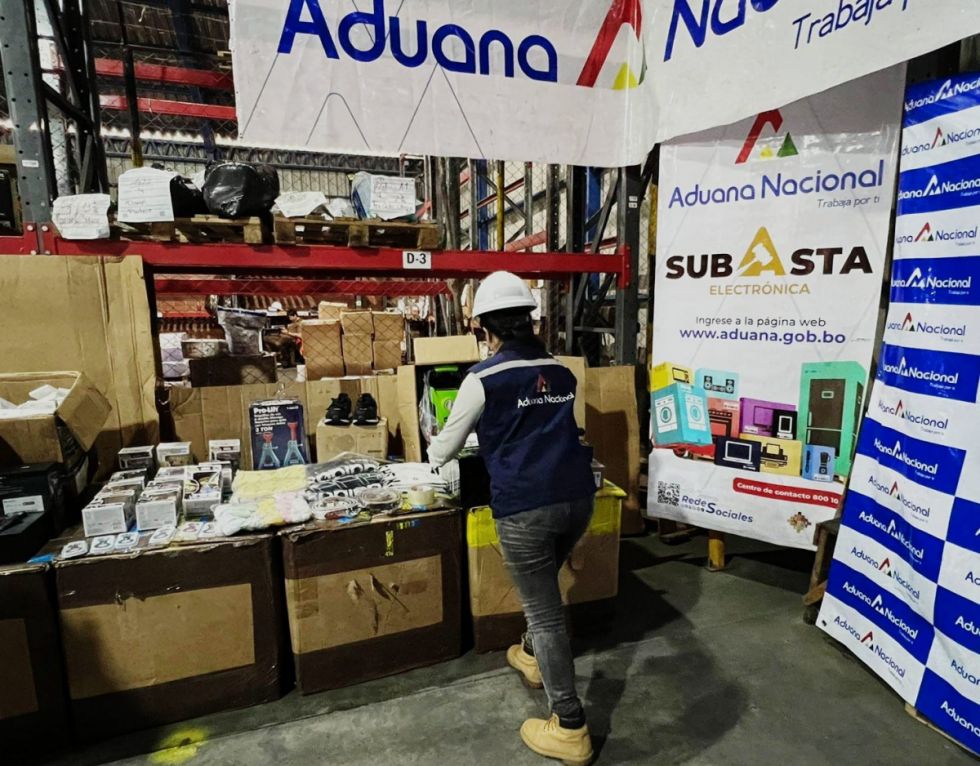 Aduana dispone de 800 toneladas de mercancía para subastar
