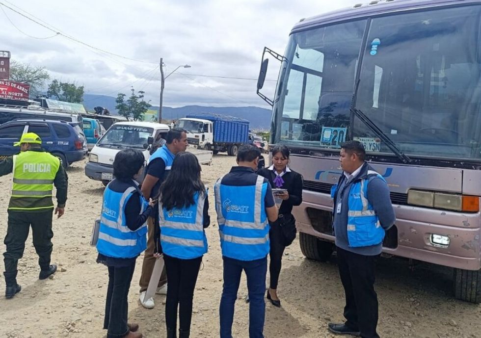 Tránsito y la ATT inician controles en la Terminal de Buses 
