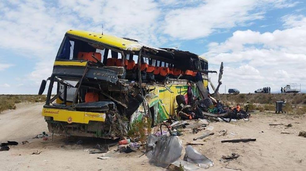 Presumen que chófer protagonista del accidente en Uyuni consumió bebidas alcohólicas en el trayecto del viaje