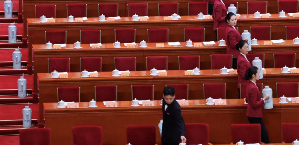 China se ofrece como asidero de estabilidad en su gran cita política