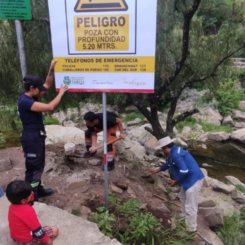 Quitaron el letrero que alertaba sobre los riesgos en Coimata 