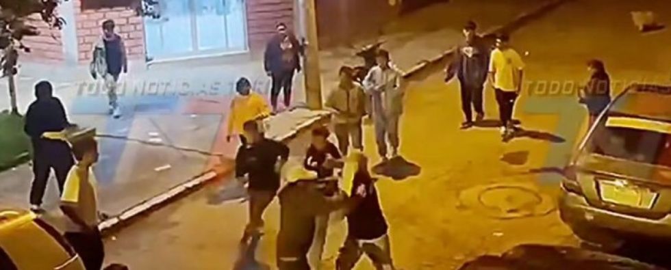 Cierre del Carnaval: Pelea campal en el barrio Tabladita termina con personas apuñaladas