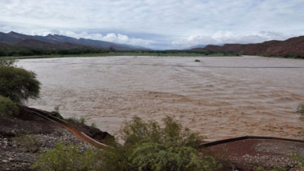 Productores en vilo por el río San Juan del Oro