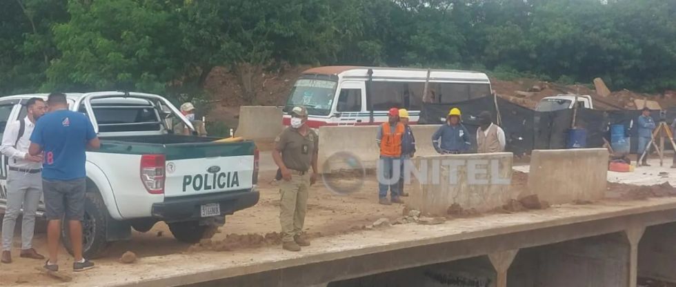 Hallan a una persona sin vida en el canal Cotoca