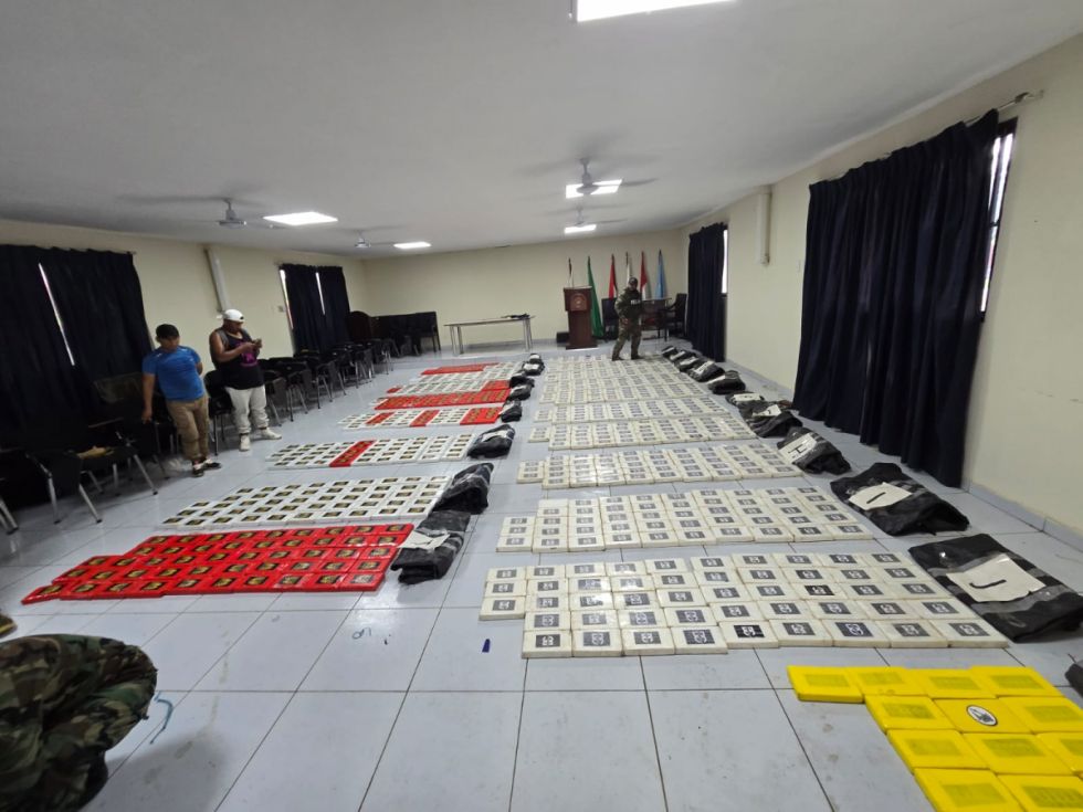 Beni: Incautan 941 kilos de pasta base de cocaína 