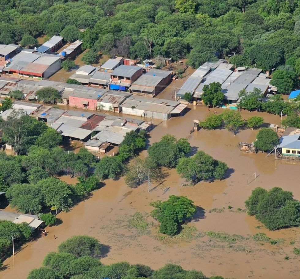 Pilcomayo: El desborde del río anegó a 46 comunidades