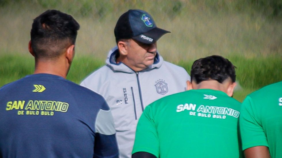 Baldivieso que dejó San Antonio suena para un equipo que ya dirigió