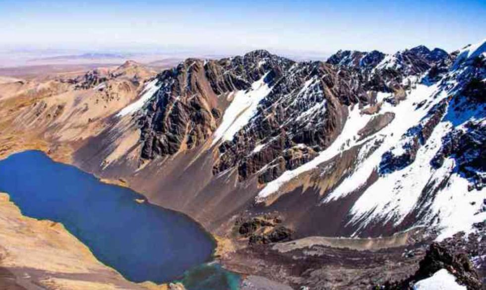 Día Mundial de los Glaciares: Defensoría llama al Gobierno a conservar los nevados bolivianos