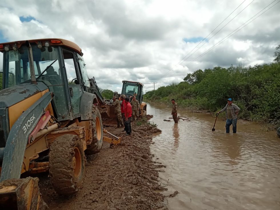 Los casos de diarrea acechan a los damnificados del Pilcomayo