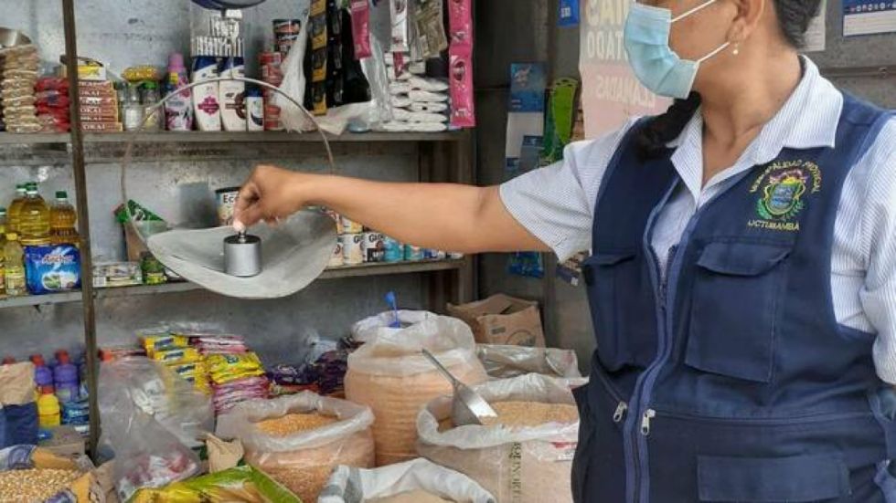 Presentan ley para sancionar la alteración de balanzas en los mercados 