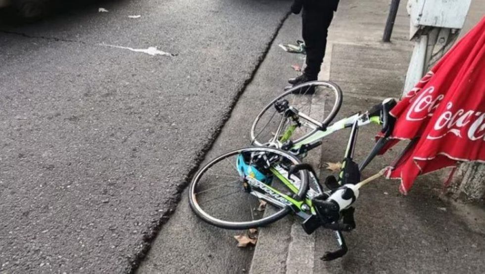 Un ciclista atropelló a una menor