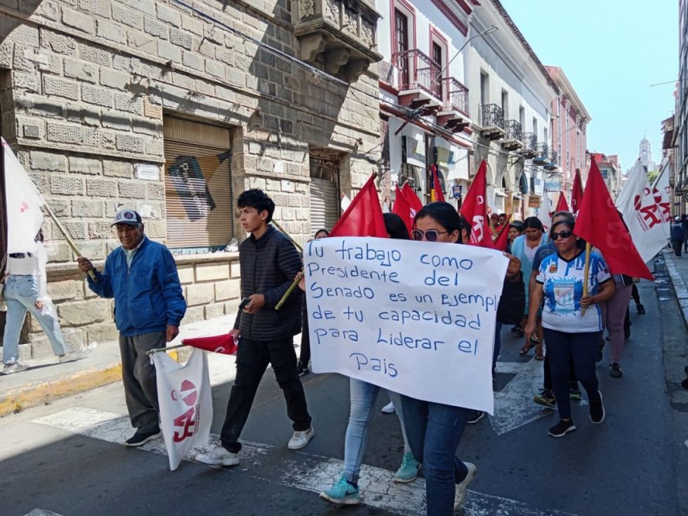 Sin Andrónico, jóvenes lo proclaman candidato