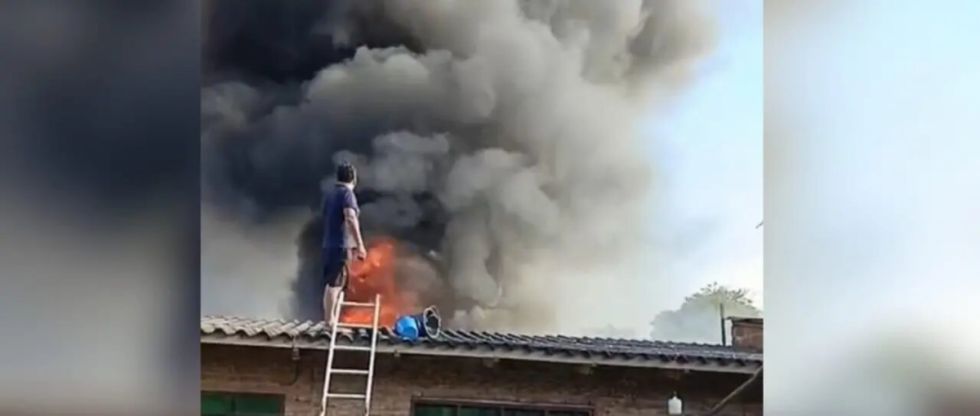 Reportan un incendio en una casa del Plan Tres Mil