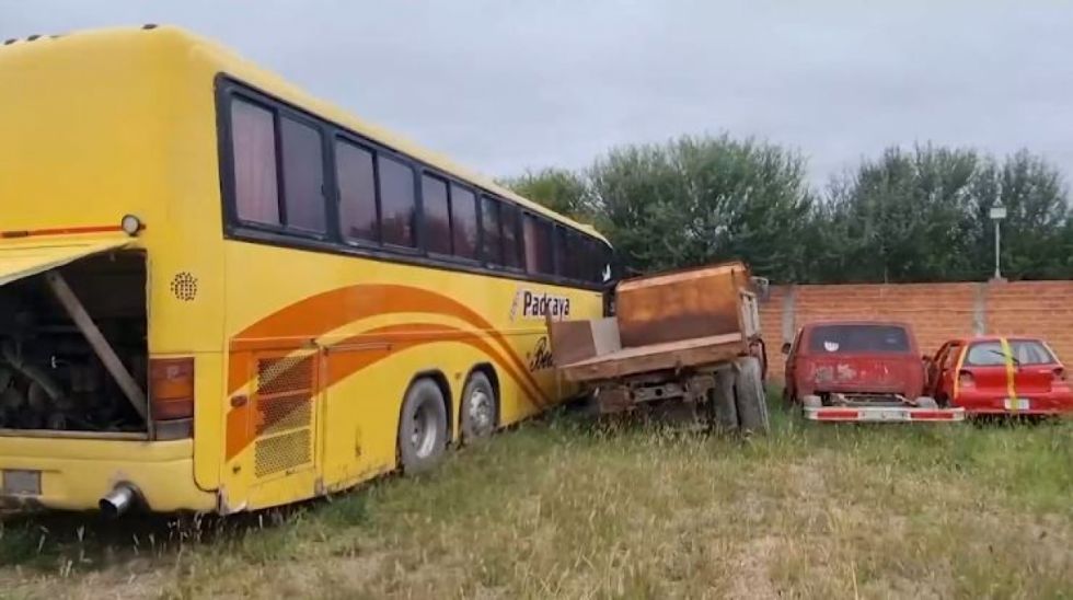 En Tarija Aduana comisa 34 vehículos indocumentados