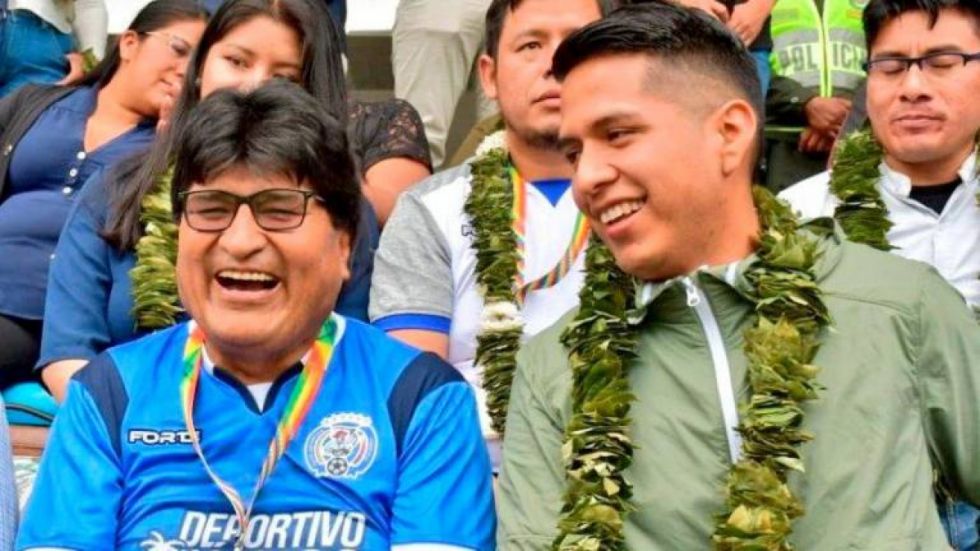 Cocaleros del trópico presionan a Andrónico para que acuda a reunión con Evo Morales