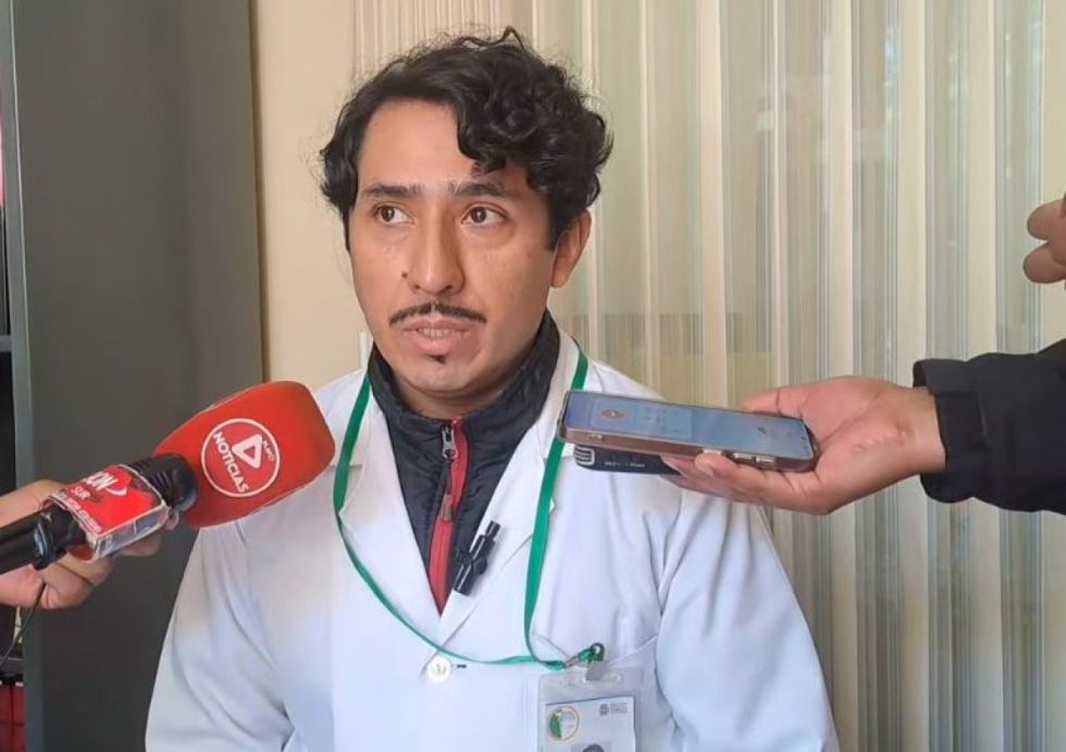 Universitario paceño fue operado y sigue en estado crítico en Tarija