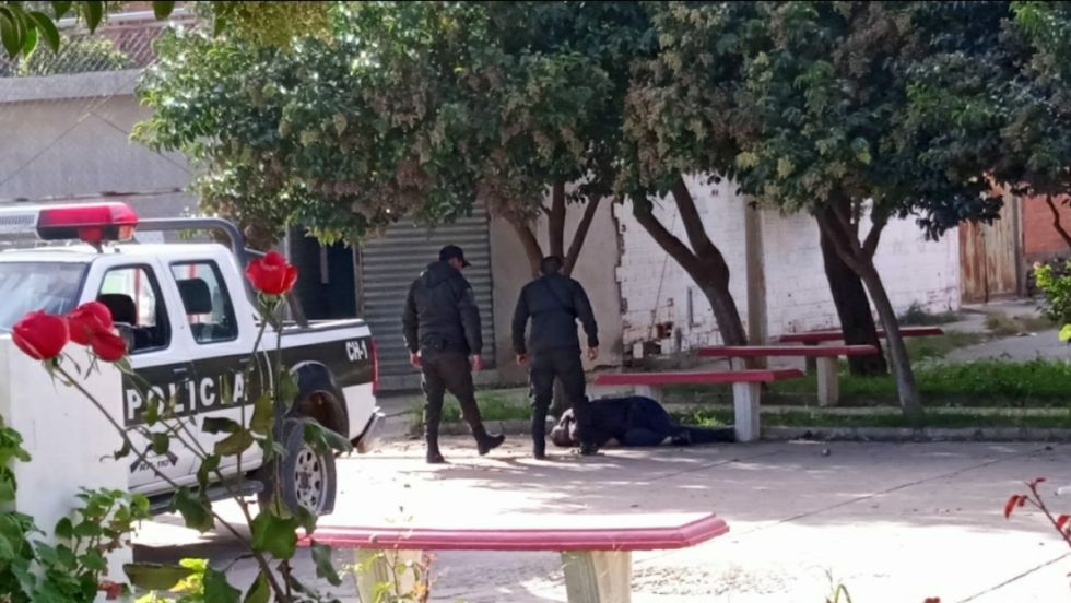 Hallan a persona sin vida en el barrio Los Chapacos