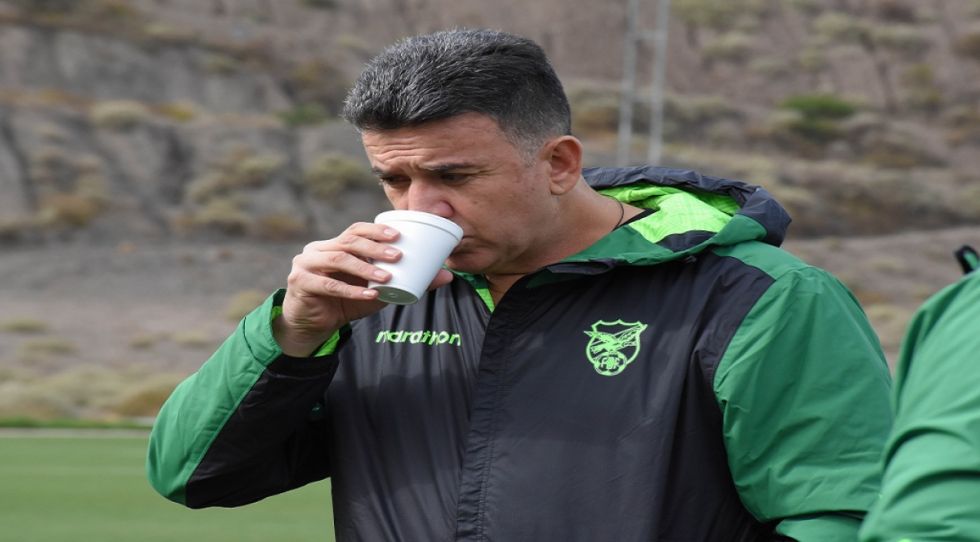 Sobre los dos torneos, Baldivieso: “Sacarán ventaja los equipo que tienen una plantilla larga” 