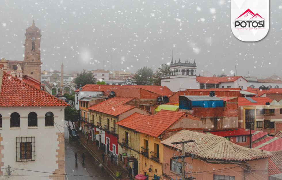 Nevada en calles de Potosí