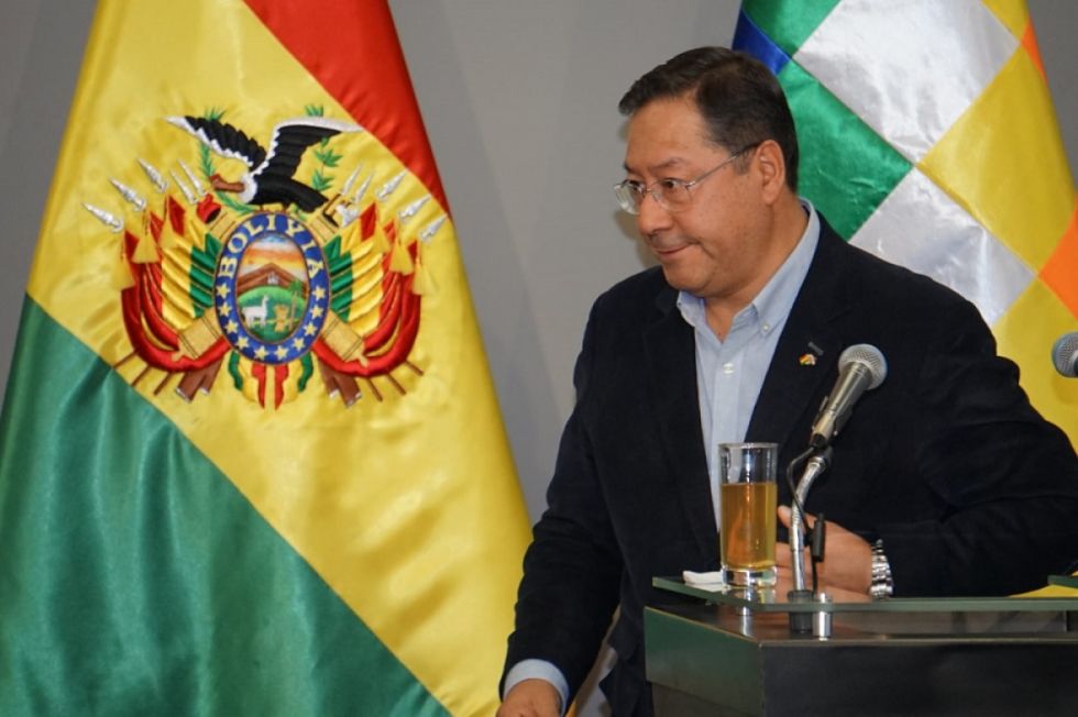 Arce renuncia a la reelección, pide unidad a Evo y Andrónico 