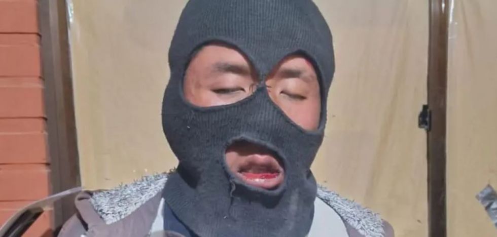 Se hacía pasar por representante de un grupo musical; pero es un violador en serie, según la Policía