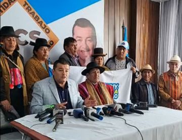 Jhonny Fernández habla de buscar la unidad y no descarta llegar a acuerdos con Copa y Andrónico