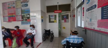 La falta de personal paraliza los hospitales en las provincias