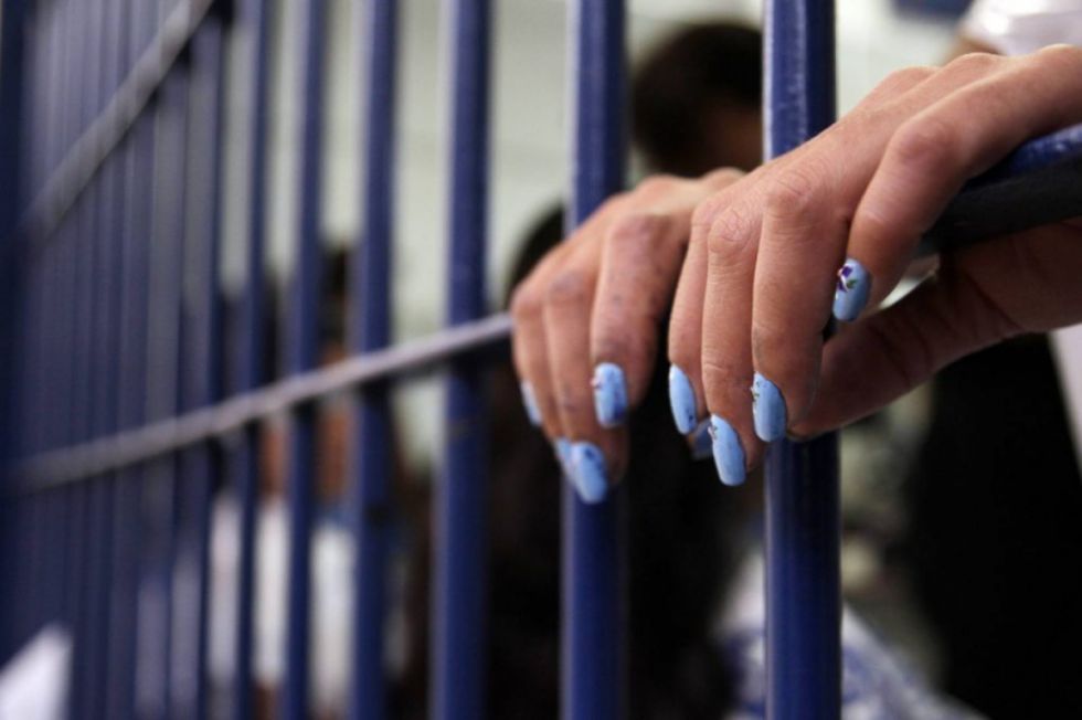 Una mujer apuñaló a su concubino delante de sus hijos, el hombre murió 