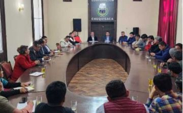 Instituciones de Chuquisaca marcharán por Fancesa