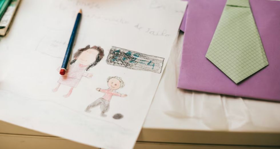 ¿Y si se suprimiera el Día de la Madre en los colegios?