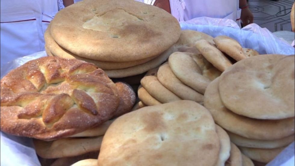 Vuelve a los mercados el pan de un boliviano