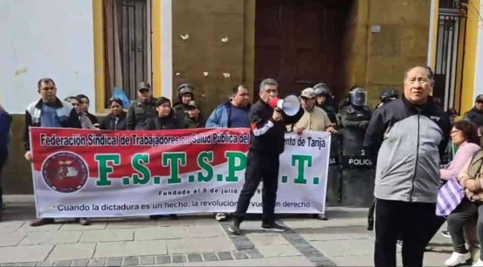 Trabajadores de salud temen la pérdida de ítems con nueva ley