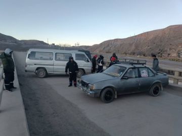 Persisten bloqueos en rutas a Santa Cruz pese a anuncio de "pausa humanitaria"