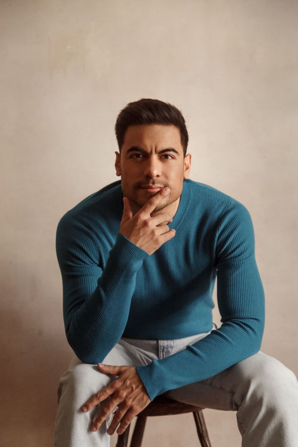 Carlos Rivera pregunta: “¿Qué significa el amor?”