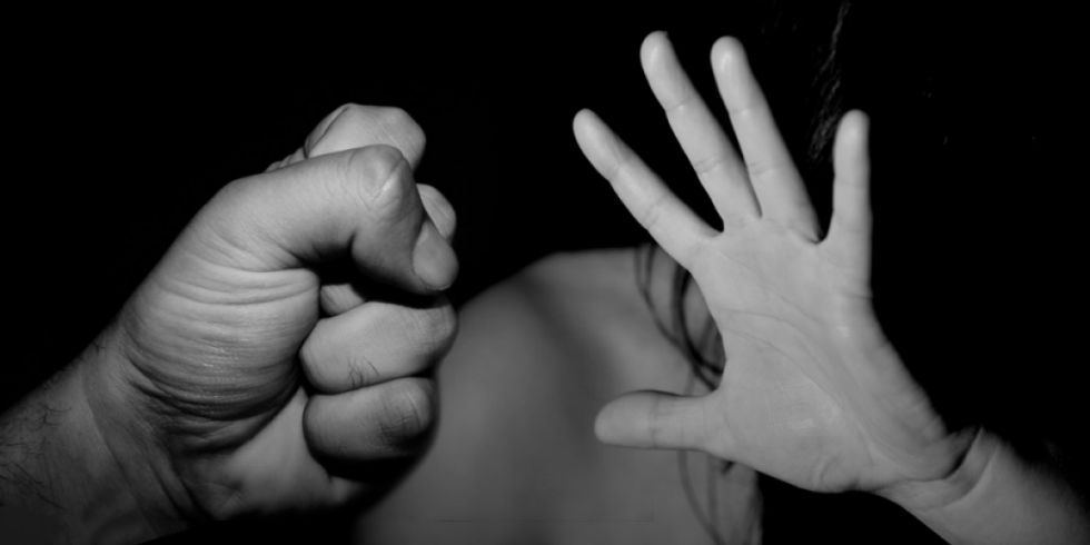 20 años para  un sujeto por  tentativa de  feminicidio