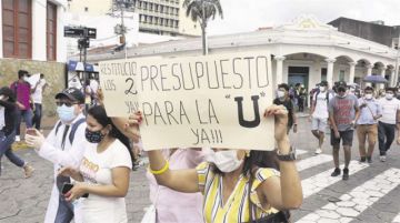 Universidades advierten cierre desde agosto, piden más recursos