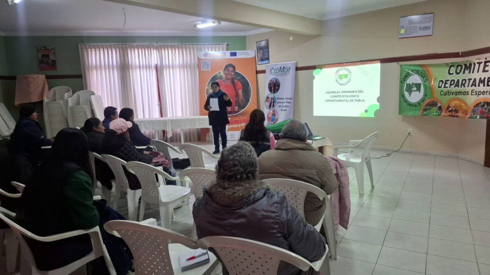 Mujeres y Jóvenes Emprenden por la Ruta 2030