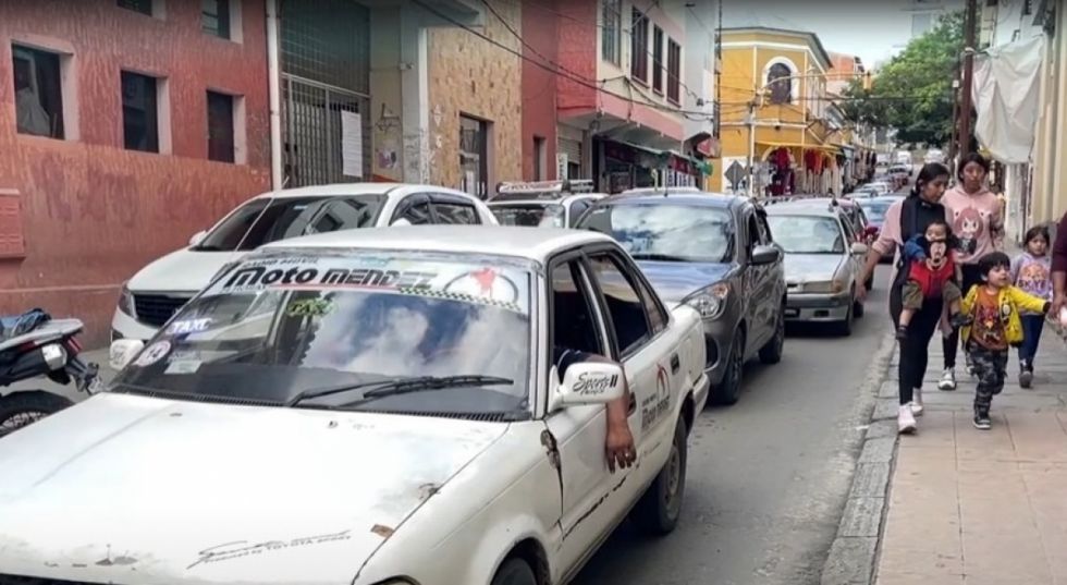 Piden reglamentar el Taxi Seguro y ordenar el transporte informal