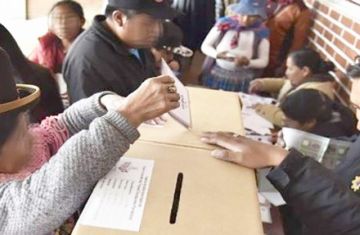 Diputado retira demanda que buscaba inhabilitar candidaturas por no renunciar a sus cargos