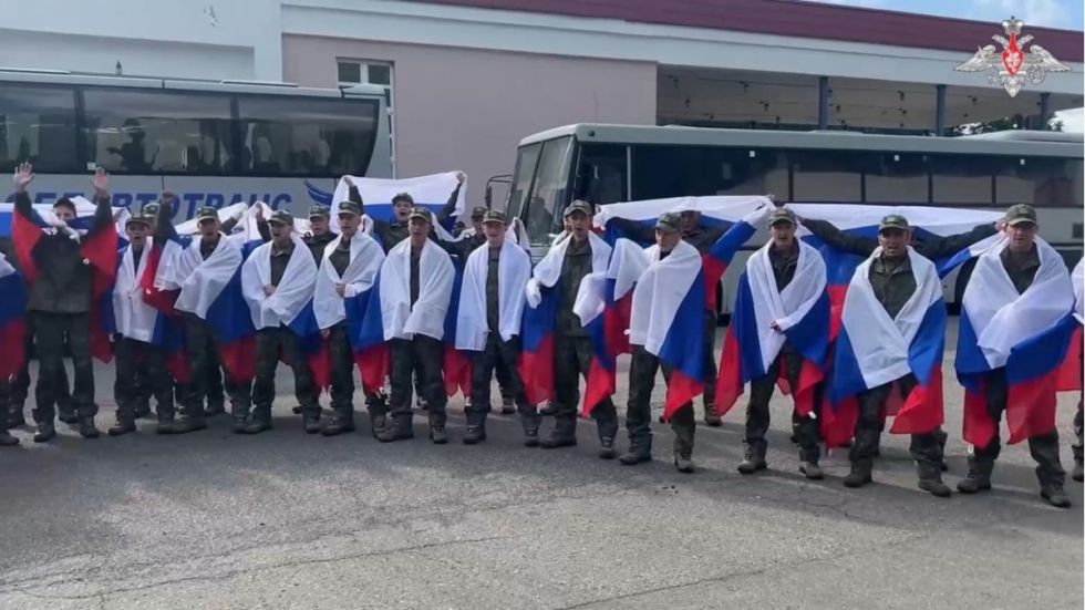 Rusia y Ucrania intercambian prisioneros