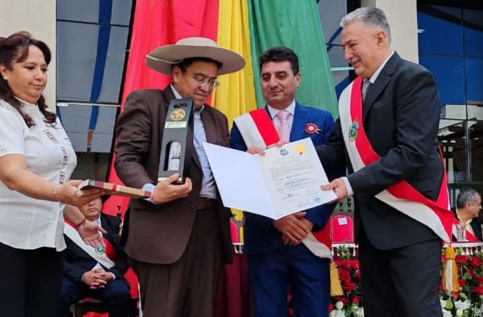 Caso consorcio en Tarija: Ruiz dice que querían derrocarla