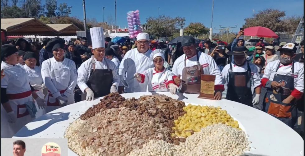  Presentan las costillitas de chancho como plato bandera de Tarija 