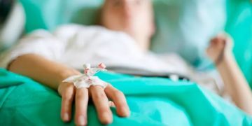 Caída de licitaciones de medicamentos afecta a pacientes con cáncer