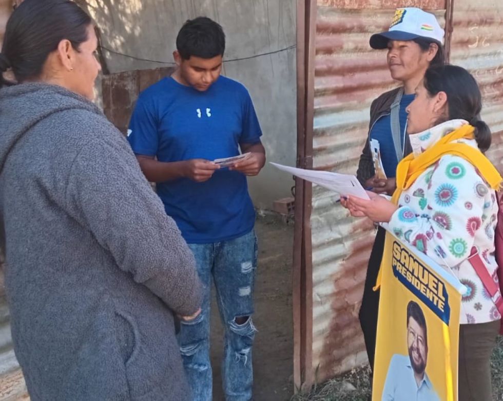 Rumbo al 17A: Candidatos optan por campañas “puerta a puerta”