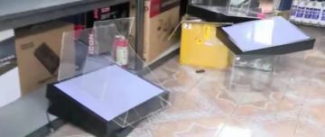 Atracadores encañonan a un comerciante y se llevan valiosos equipos para talleres de vehículos