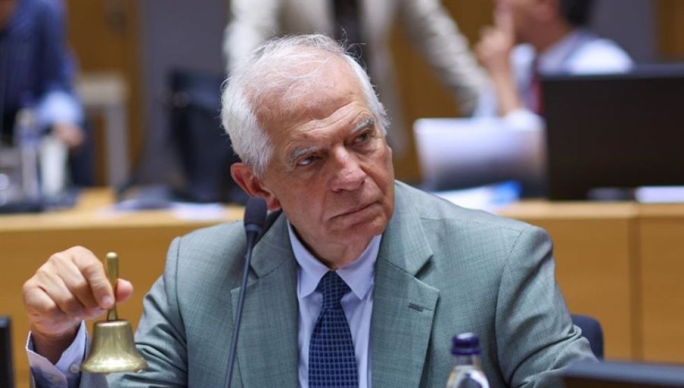 Tarija: Borrell y Baracatt en diálogos sobre democracia 