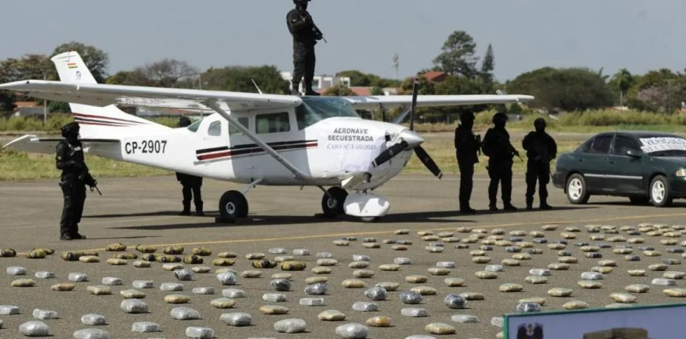 Hallan 800 kilos de droga en una propiedad de Rurrenabaque